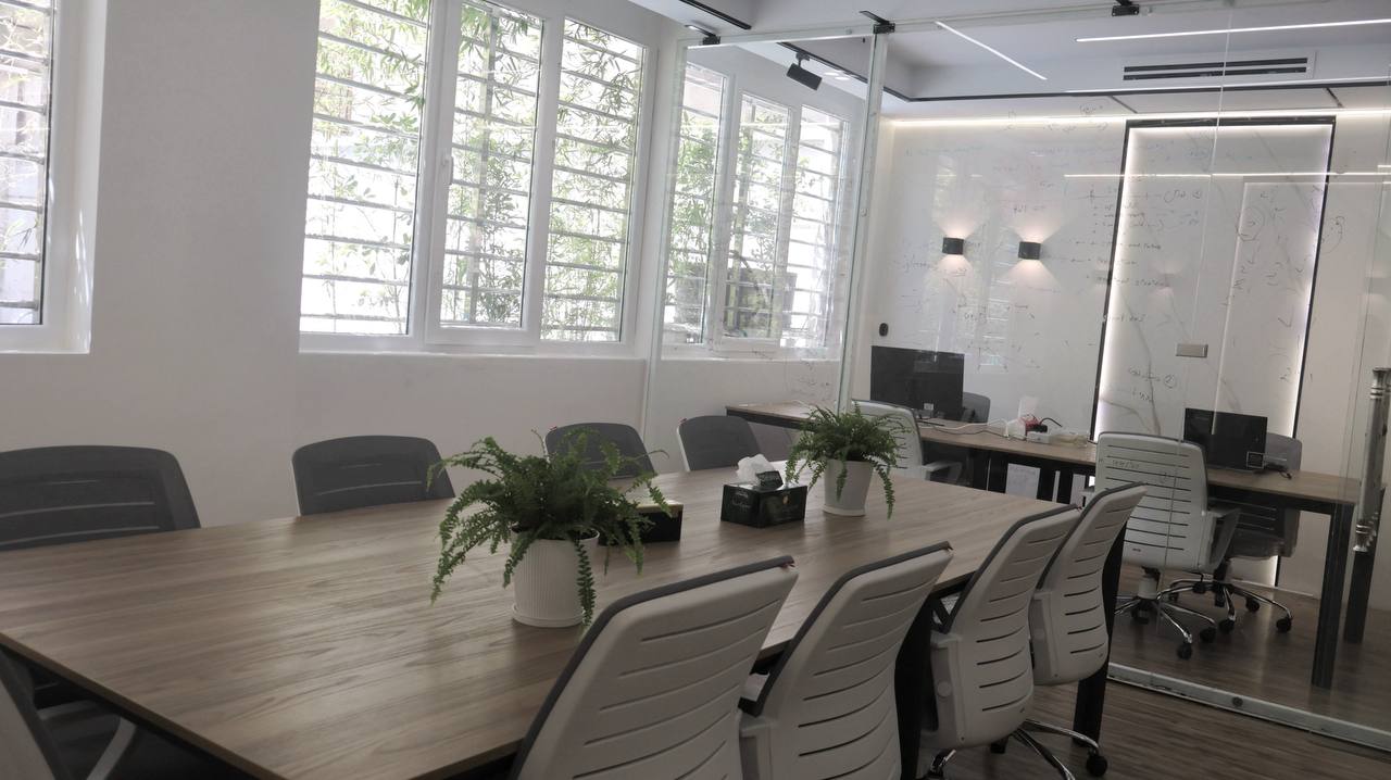 فضای کاری - تصویر 1